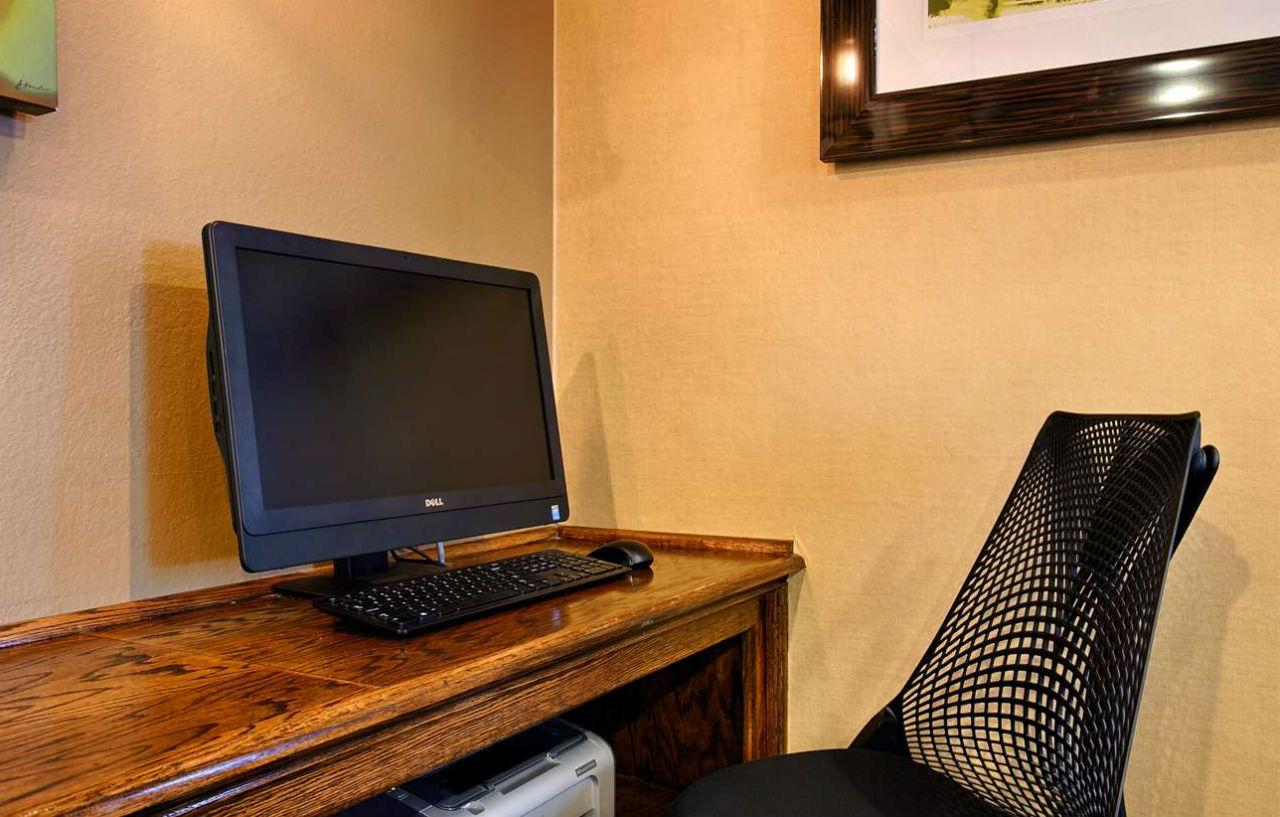 Best Western Gateway Inn Yazoo City Bagian luar foto