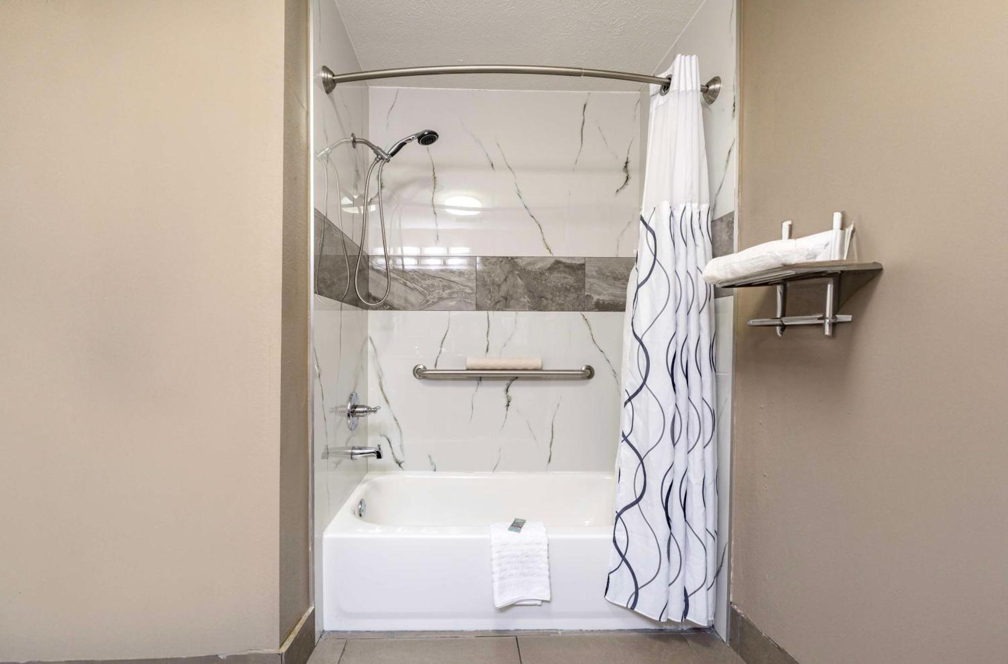 Best Western Gateway Inn Yazoo City Bagian luar foto
