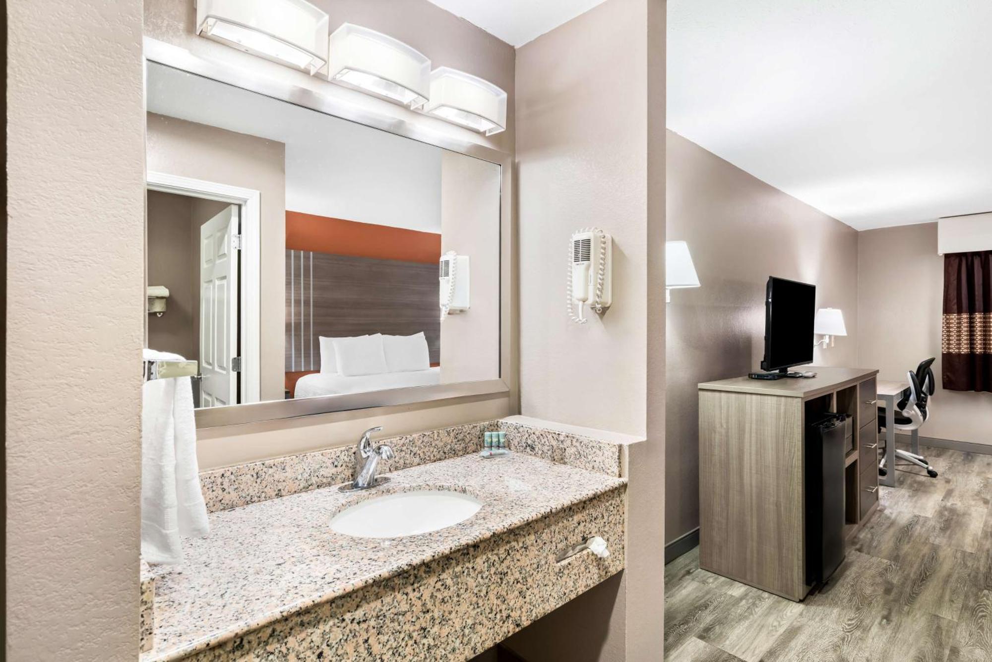 Best Western Gateway Inn Yazoo City Bagian luar foto